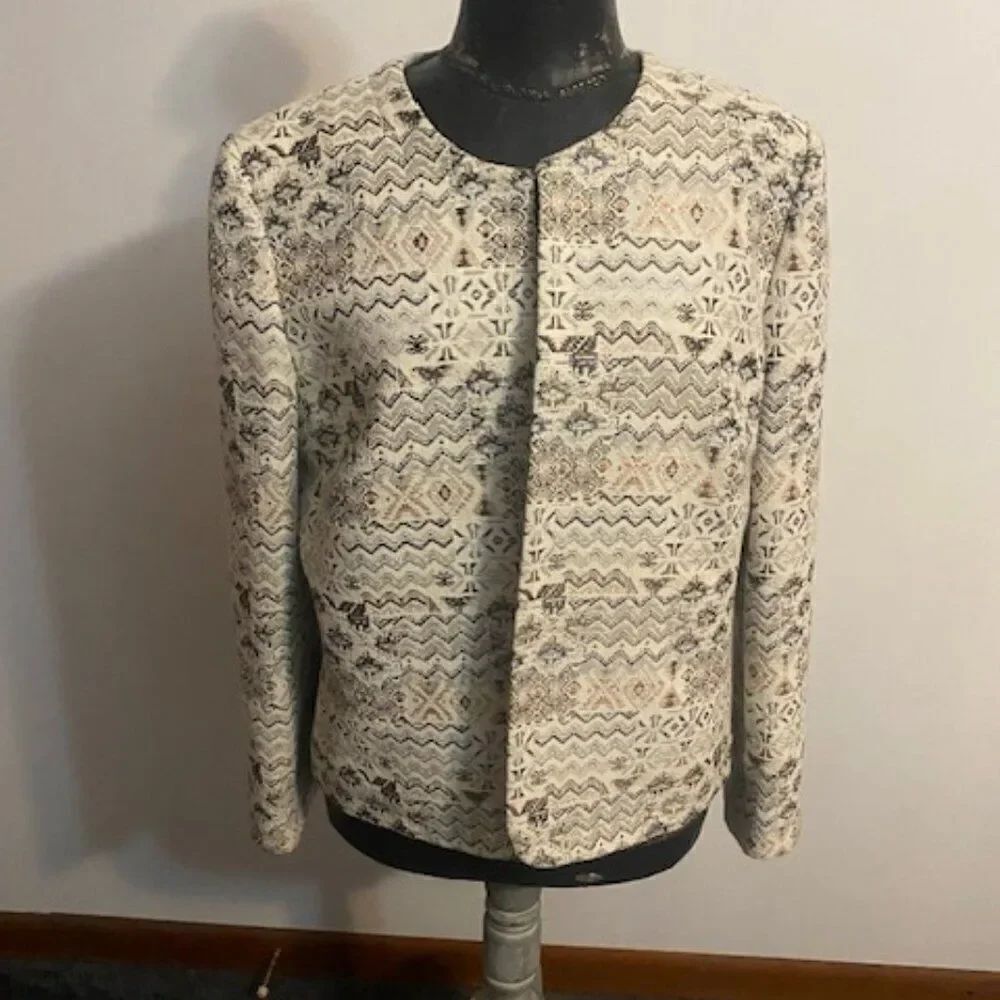 Tahari ASL Winter White/Gray Brocade Metallic blazer, size 18